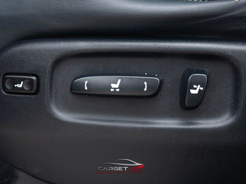 Used 2014 Lexus LX 570 4WD w/ Luxury Package image 43