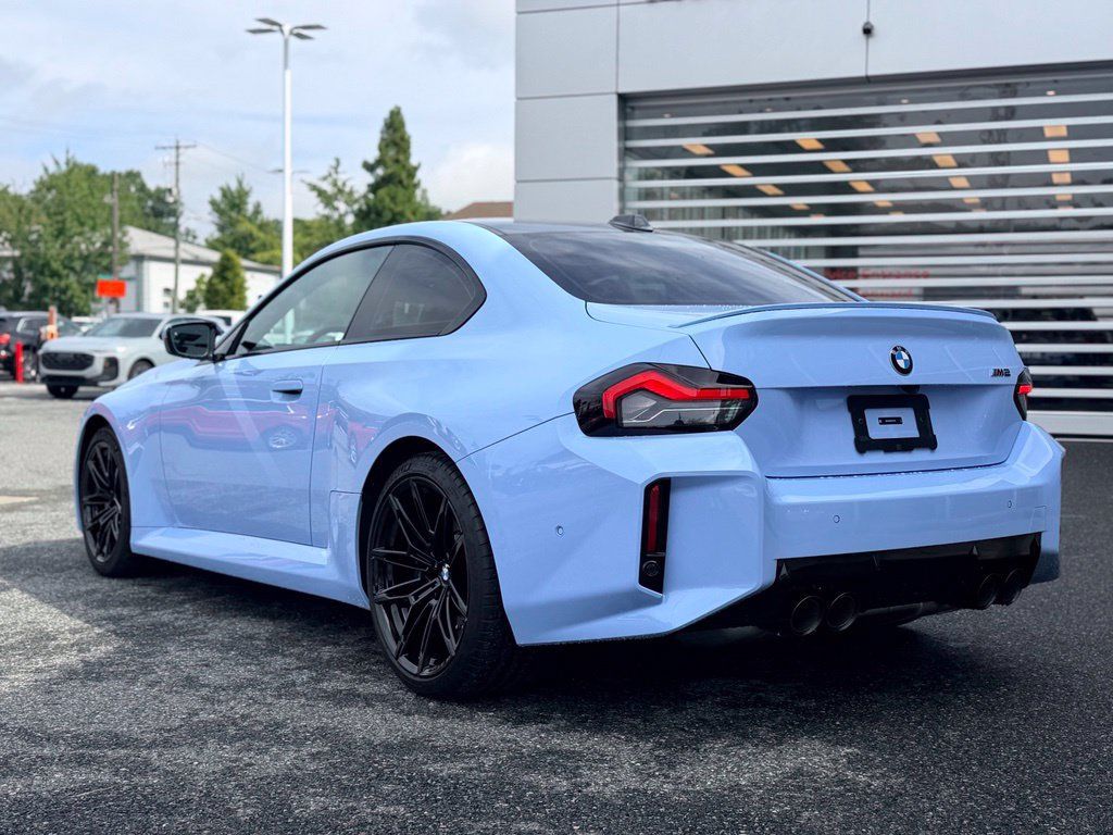 Used 2025 BMW M2 w/ Lighting Package RWD image 5