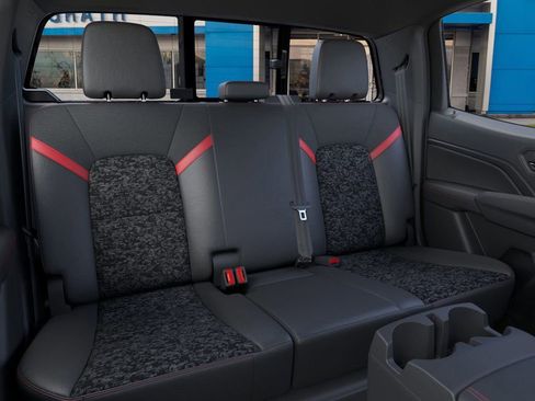 New 2026 Chevrolet Colorado Z71 image 17