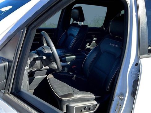 Used 2024 RAM 1500 Laramie image 25