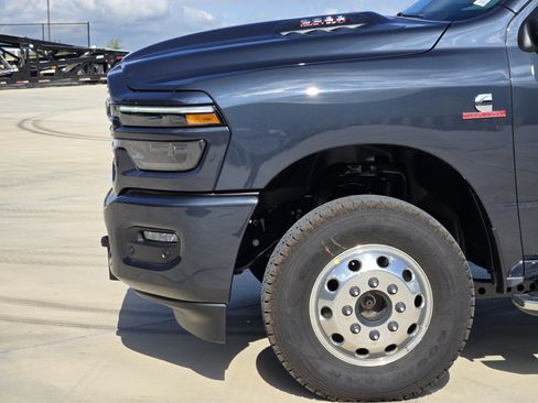 New 2026 RAM 3500 Laramie w/ Sport Appearance Package AWD/4WD image 6