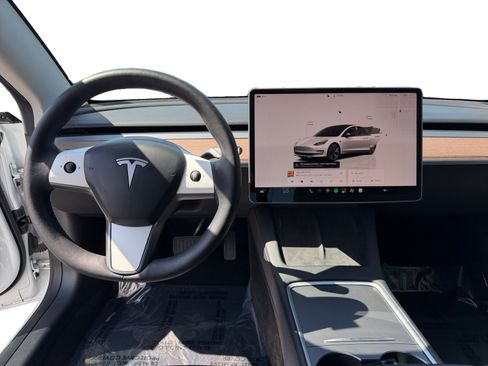 Used 2023 Tesla Model 3 Standard Range RWD image 10