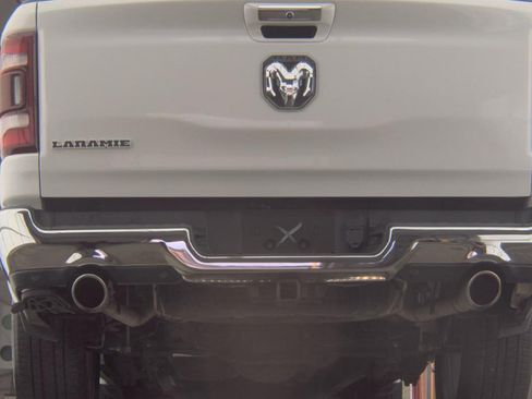Used 2019 RAM 1500 Laramie RWD image 6