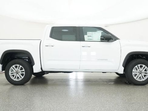 New 2026 Toyota Tundra SR5 AWD/4WD image 27