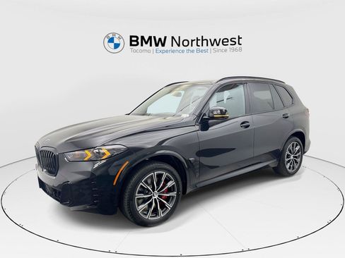 New 2026 BMW X5 xDrive40i w/ M Sport Package AWD/4WD image 1