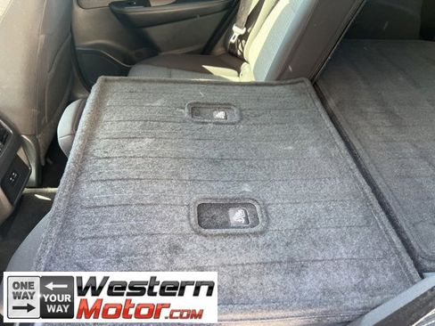 Used 2023 Nissan Rogue SV image 22