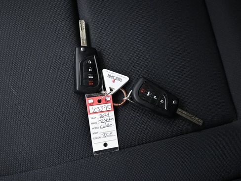 Used 2024 Toyota Corolla LE FWD image 33