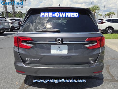 Certified 2024 Honda Odyssey EX-L image 4