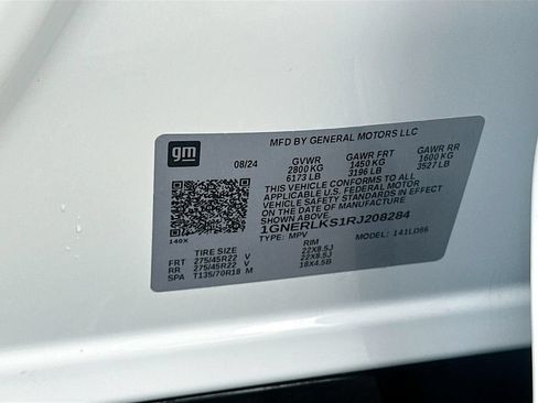 Used 2024 Chevrolet Traverse RS FWD image 35