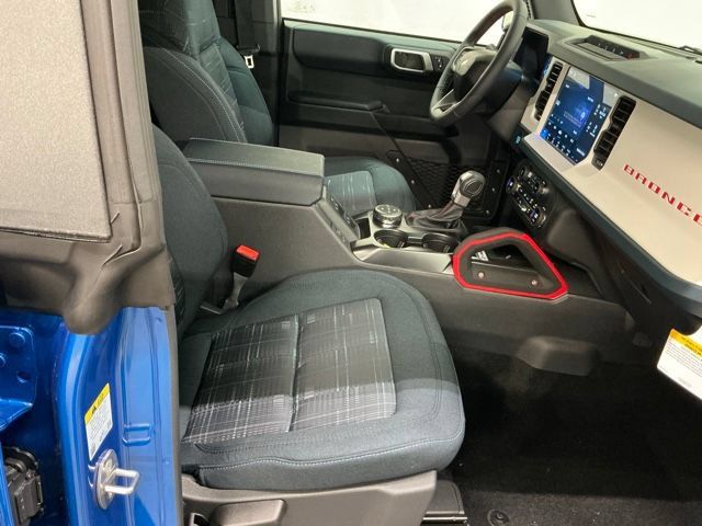 New 2026 Ford Bronco Heritage Edition AWD/4WD image 18