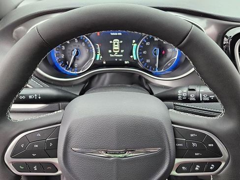 New 2026 Chrysler Pacifica Select FWD image 24