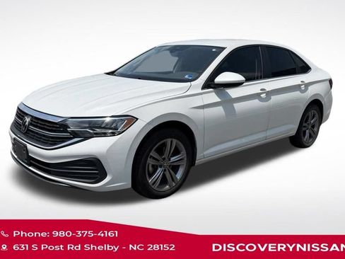 Used 2023 Volkswagen Jetta SE FWD image 1