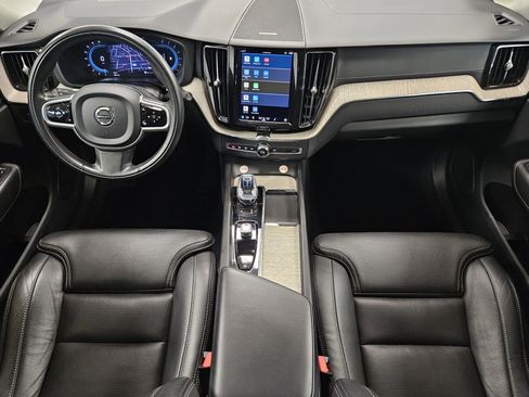 Used 2022 Volvo XC60 B5 Inscription w/ Advanced Package image 12