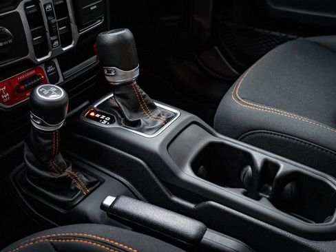 Used 2021 Jeep Gladiator Mojave w/ Trailer Tow Package image 35