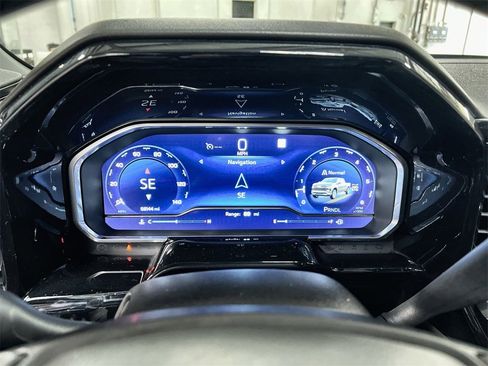 Used 2022 Chevrolet Silverado 1500 LT image 16