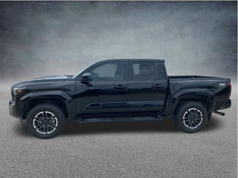 Used 2024 Toyota Tacoma TRD Sport RWD image 2
