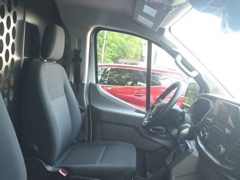 Used 2025 Ford Transit 250 Low Roof w/ Exterior Upgrade Package RWD image 9