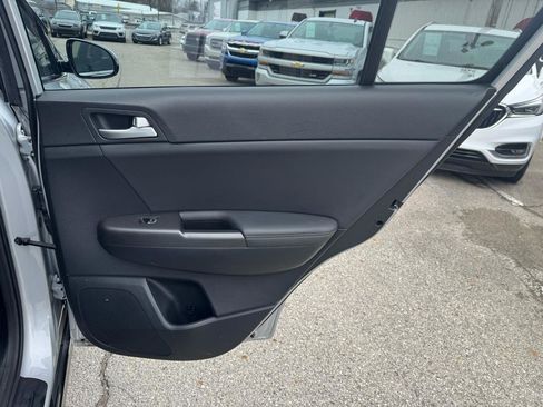 Used 2021 Kia Sportage S image 20