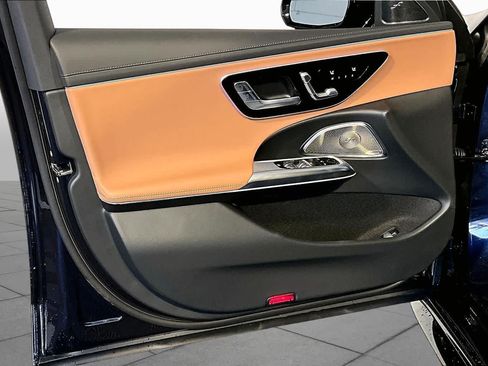 New 2026 Mercedes-Benz E 53 AMG e 4MATIC Sedan image 11