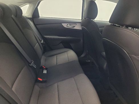 Used 2024 Kia Forte LXS w/ LXS Technology Package FWD image 19