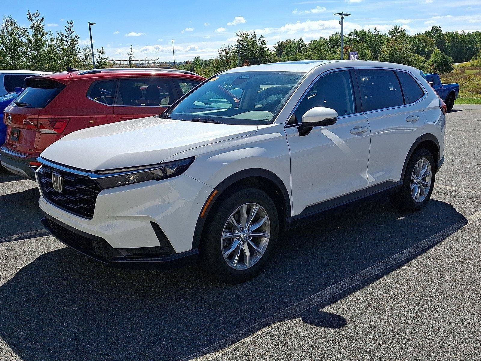 Used 2024 Honda CR-V EX image 3