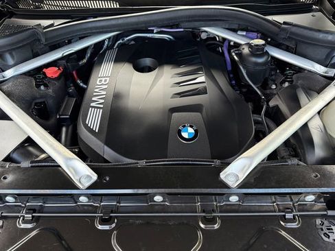 Used 2023 BMW X7 xDrive40i image 42