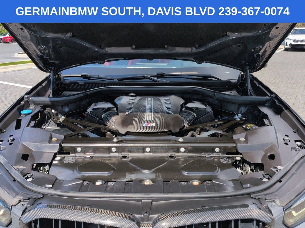 Used 2022 BMW X5 M w/ Competition Package 2 AWD/4WD image 14