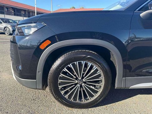 New 2026 Volkswagen Tiguan S image 5