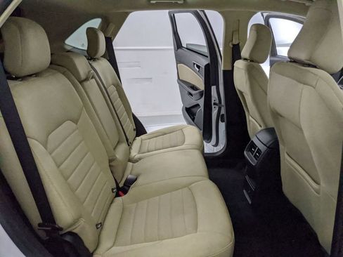 Certified 2022 Ford Edge SE AWD/4WD image 19