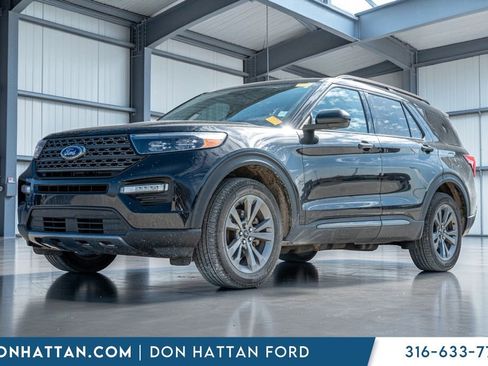 Used 2023 Ford Explorer XLT w/ Equipment Group 202A image 1