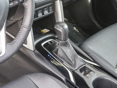 Used 2023 Toyota Corolla Cross XLE FWD image 19