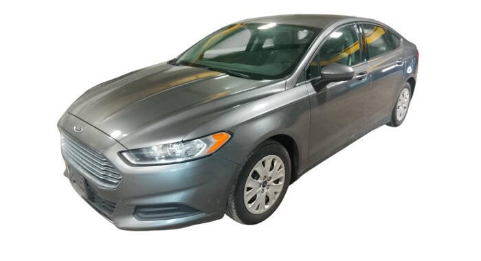 Used 2014 Ford Fusion S FWD image 1