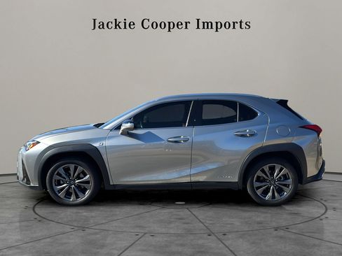 Used 2021 Lexus UX 250h F Sport image 2
