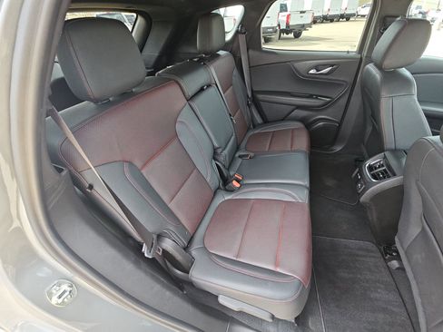 Used 2025 Chevrolet Blazer RS image 31