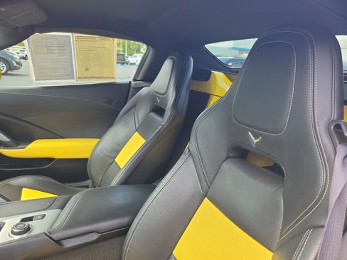 Used 2016 Chevrolet Corvette Stingray Convertible w/ 3LT Preferred Equipment Group RWD image 14