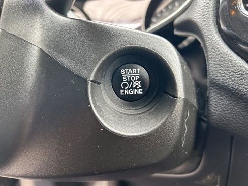 Used 2020 Jeep Compass Limited image 20