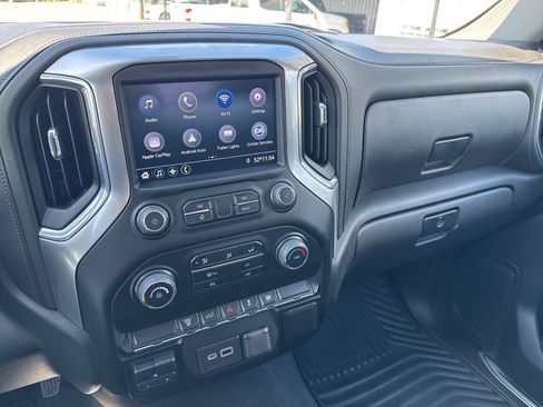 Used 2023 Chevrolet Silverado 3500 LT AWD/4WD image 11