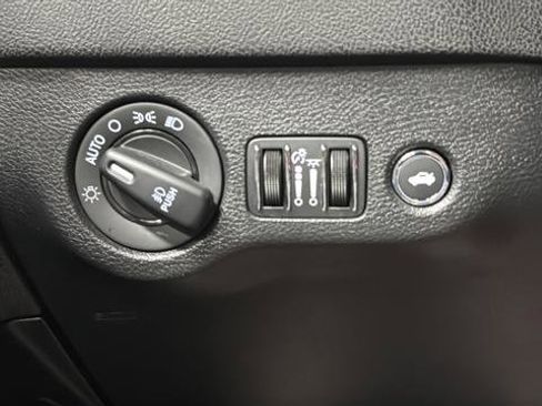 Used 2021 Dodge Charger R/T w/ Blacktop Package RWD image 29