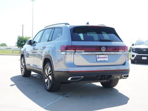 Used 2026 Volkswagen Atlas SE FWD image 7