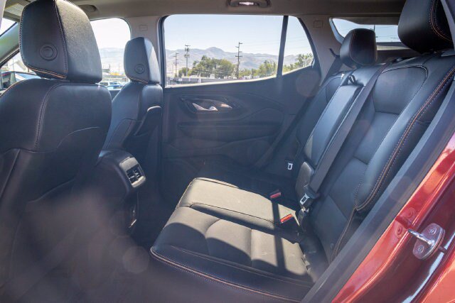 Certified 2024 GMC Terrain AT4 w/ Infotainment Package II AWD/4WD image 8