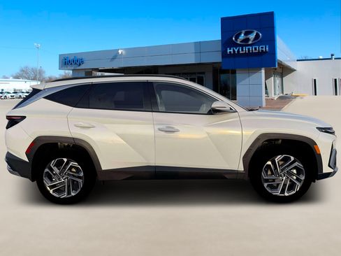 New 2026 Hyundai Tucson Limited AWD/4WD image 9