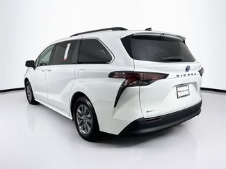 Used 2025 Toyota Sienna LE video 2