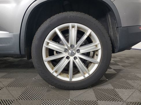 Used 2016 Volkswagen Tiguan SE FWD image 30
