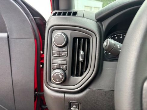 New 2026 Chevrolet Silverado 1500 Custom image 31