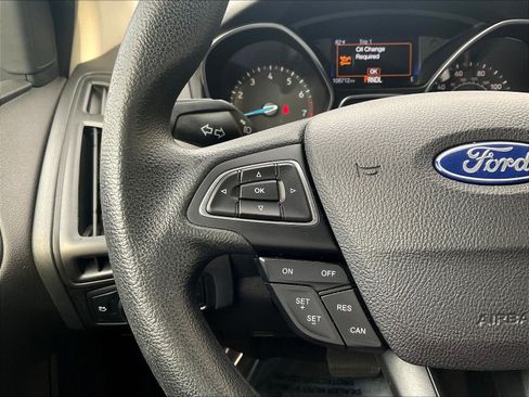 Used 2018 Ford Focus SE w/ Interior Protection Package FWD image 10