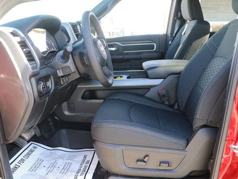 New 2026 RAM 2500 Big Horn AWD/4WD image 13