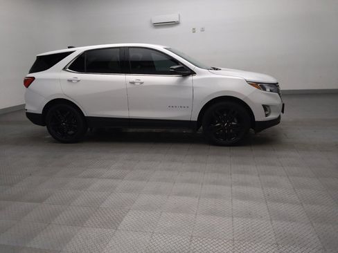 Used 2020 Chevrolet Equinox LT w/ Sport Edition FWD image 11