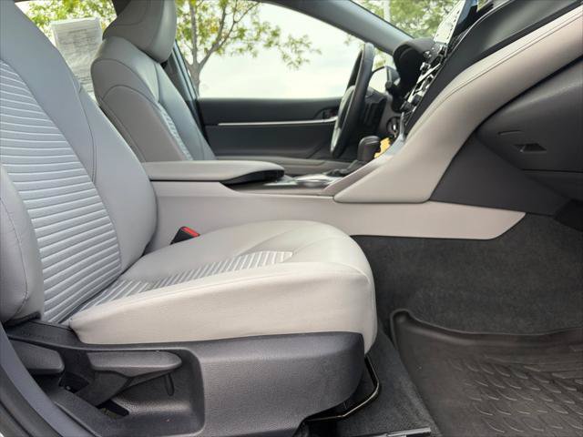 Certified 2023 Toyota Camry SE w/ Cold Weather Package AWD/4WD image 19