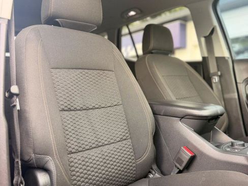 Used 2020 GMC Terrain SLE w/ Driver Convenience Package FWD image 15