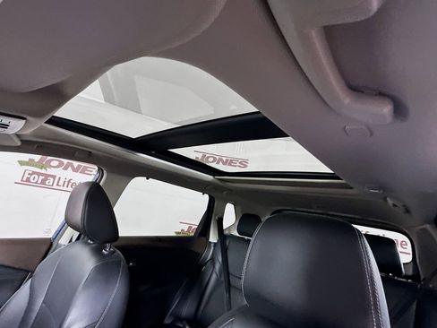 Certified 2023 Nissan Rogue SL w/ SL Premium Package image 12